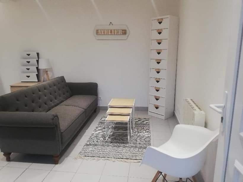 Joli Studio En Centre Ville Faremoutiers Extérieur photo